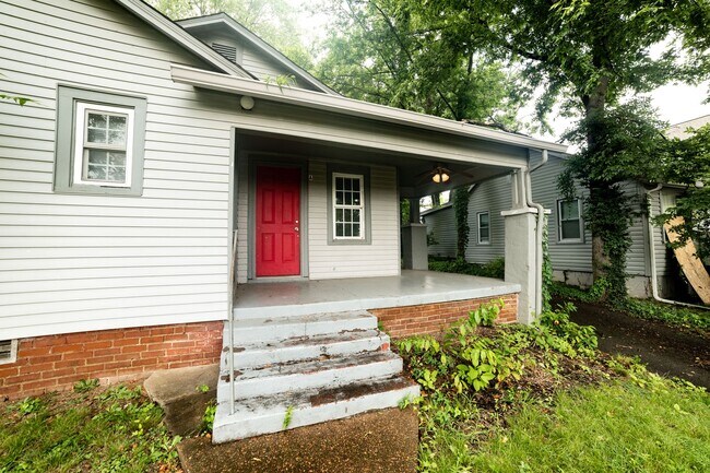 Foto del edificio - 2413 Emmett Ave