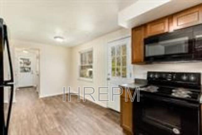 Building Photo - 4806 Funston Ct