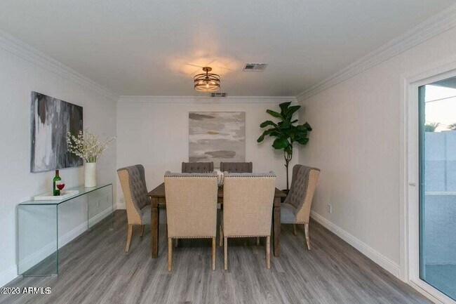 Foto del edificio - 2246 N 82nd St