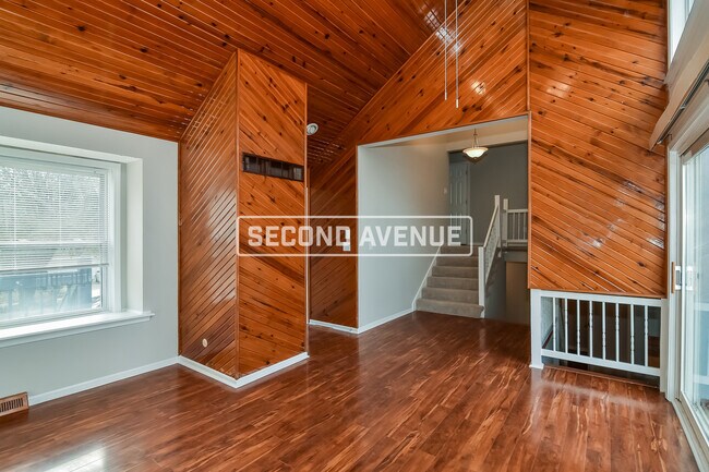 Foto del edificio - 1804 NE Gatewood DR