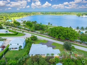 Building Photo - 3860 Outer Dr