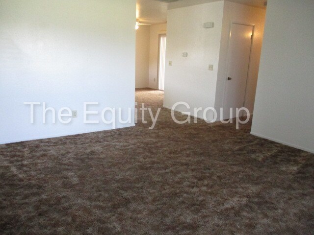 Foto del edificio - 1531 E Cross Ave