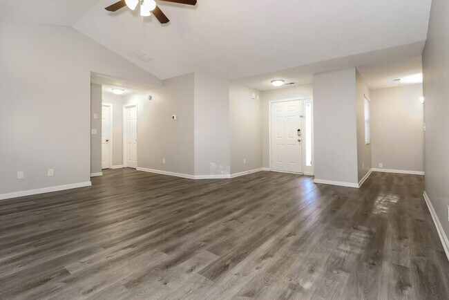 Foto del edificio - 1015 Amelia Grove Ln SE