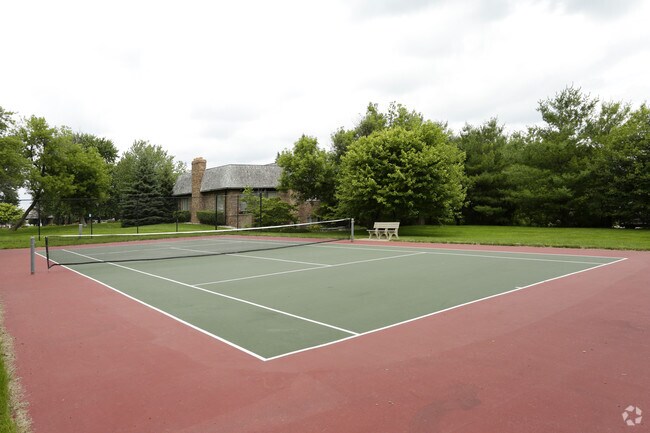 Hunters Ridge Apartments Townhomes - Farmington Hills Mi Apartmentscom