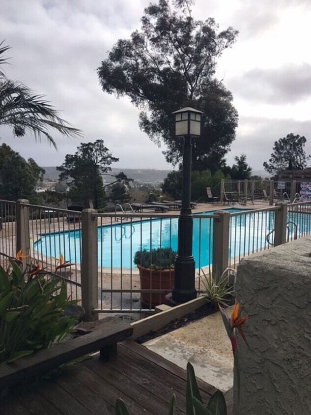 Foto principal - Upgraded condo in Del Mar!