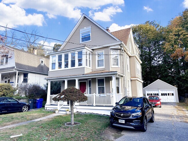 Foto del edificio - 76 Nichols Ave