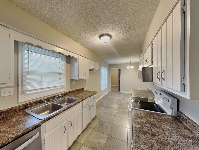 Foto del edificio - 1017 Hawkview Dr