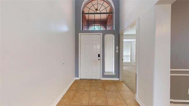 Foto del edificio - 16410 Bluff Springs Dr