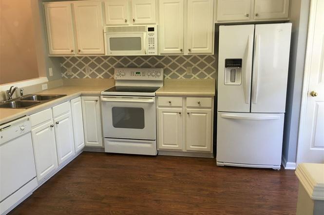 Primary Photo - 1604 Brook Fern Way