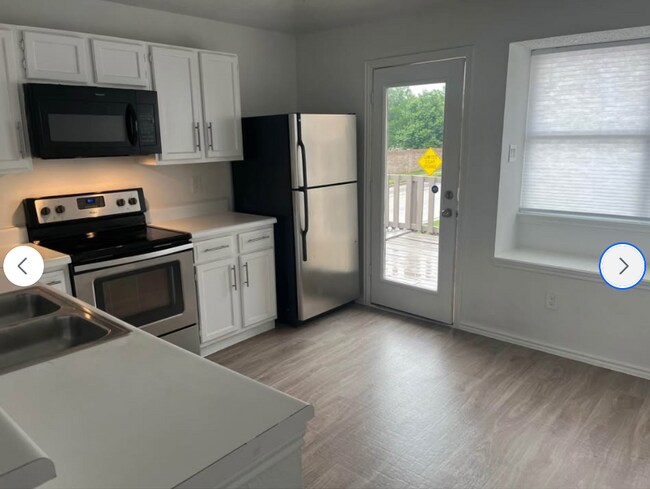 Building Photo - 1156 Highpoint Rd