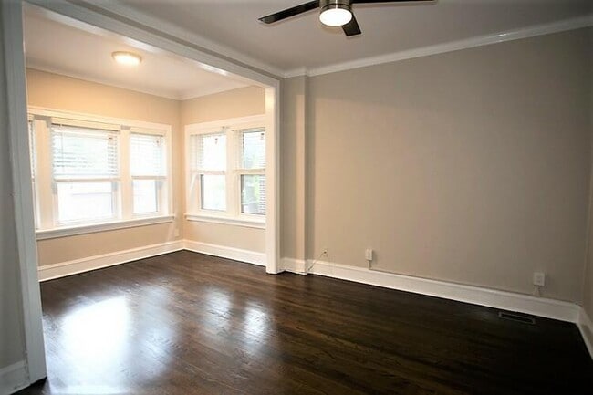 Building Photo - 2 bedroom in Chicago IL 60640