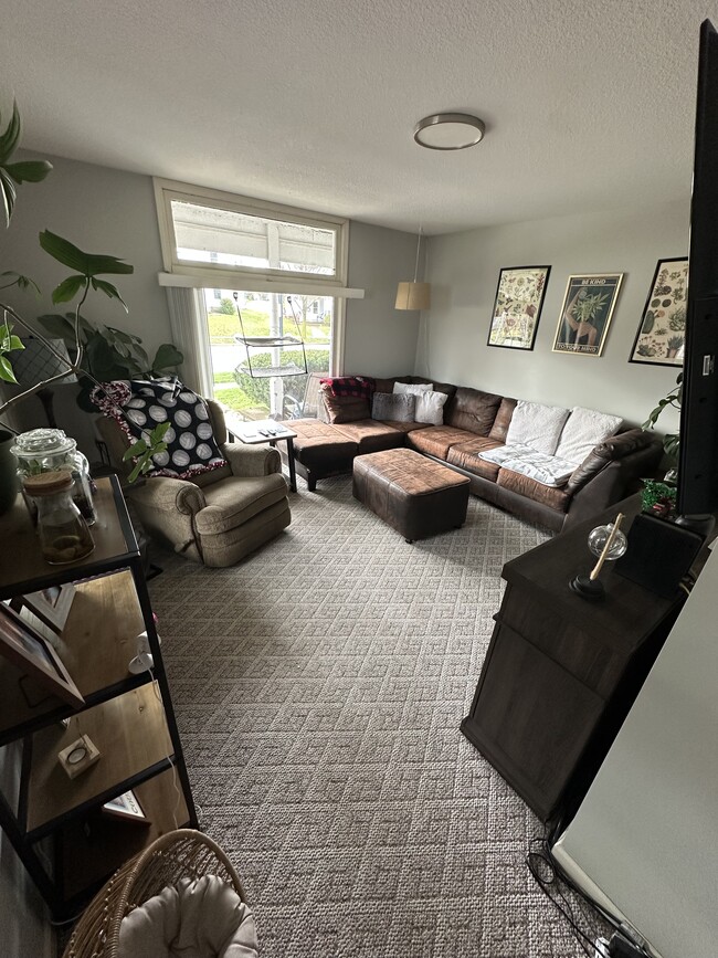 Building Photo - 514 W Auglaize St