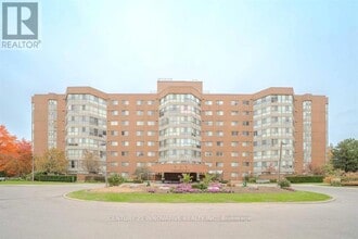 Building Photo - 5 Weldrick Rd W