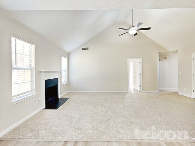 Foto del edificio - 25 Zebulon Pl