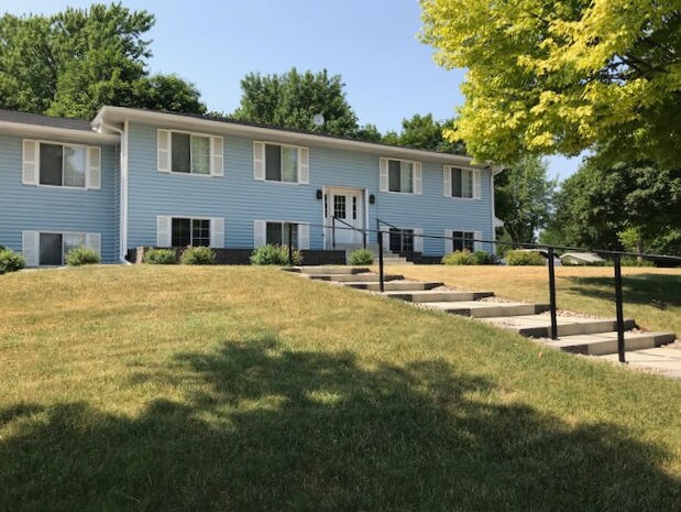 Foto principal - 1007 W Depue Ave
