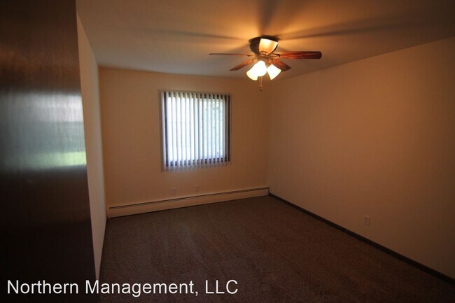 Foto del edificio - 82-82 N Berger Pkwy