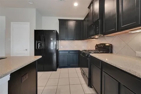 Building Photo - 10414 Matterhorn Dr