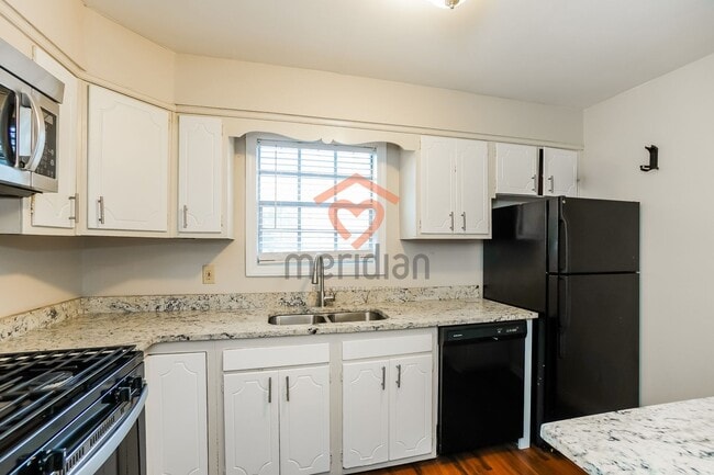 Building Photo - 517 Rutledge Ave