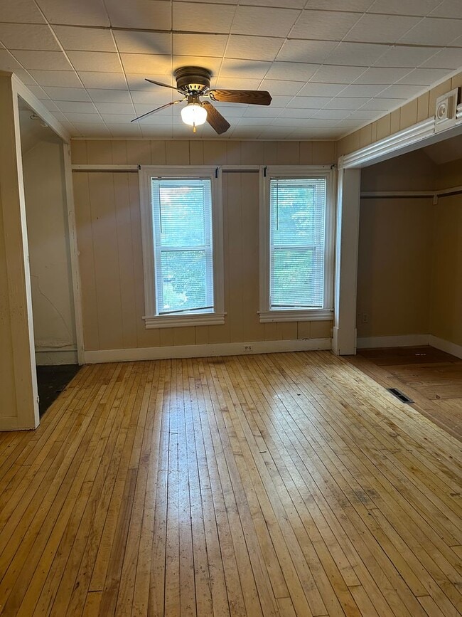 Building Photo - 815 2nd Ave S