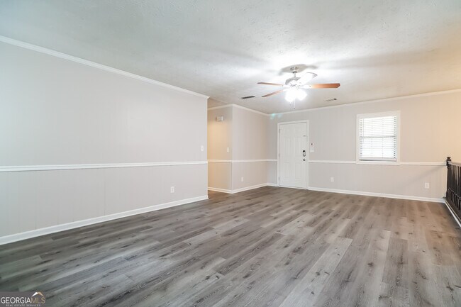 Foto del edificio - 4802 Hemlock Dr SE