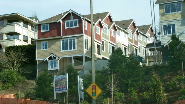 Building Photo - 105 118th Ave SE