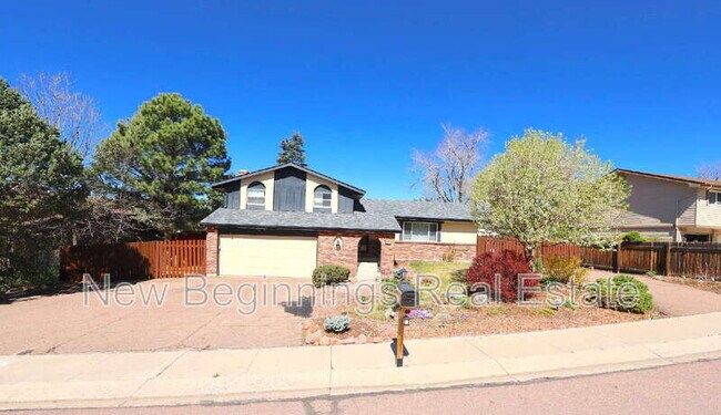 Foto del edificio - 5330 Silver Spur Ave
