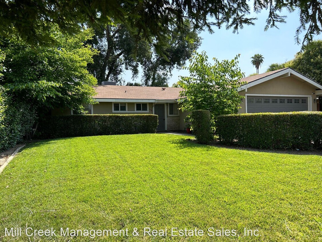 Foto principal - 3 br, 2 bath House - 1730 S. Atwood