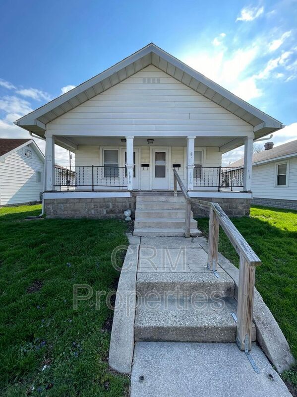 Primary Photo - 1818 N Morrison St