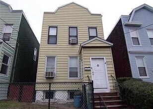 Building Photo - 385 Princeton Ave