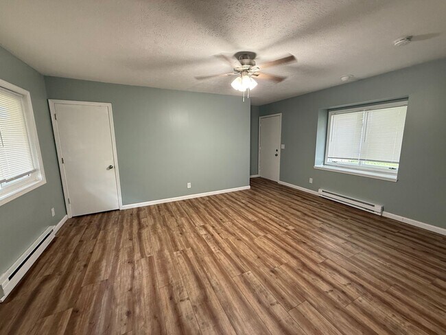 Foto del edificio - 3 Bedroom, 2 Bathroom House for Rent