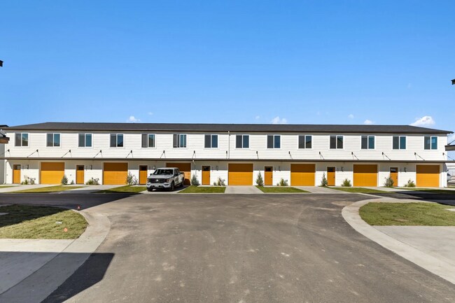 Building Photo - 229 Fairgrounds Rd