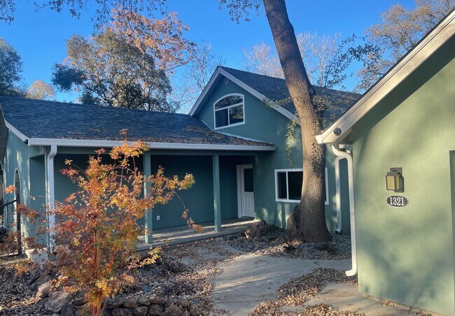 Foto del edificio - 0721 - 1319/1321 Normal Ave