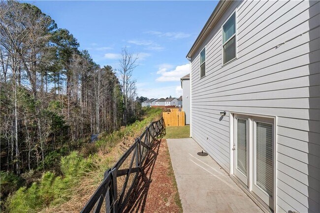 Building Photo - 853 Bentley Dr