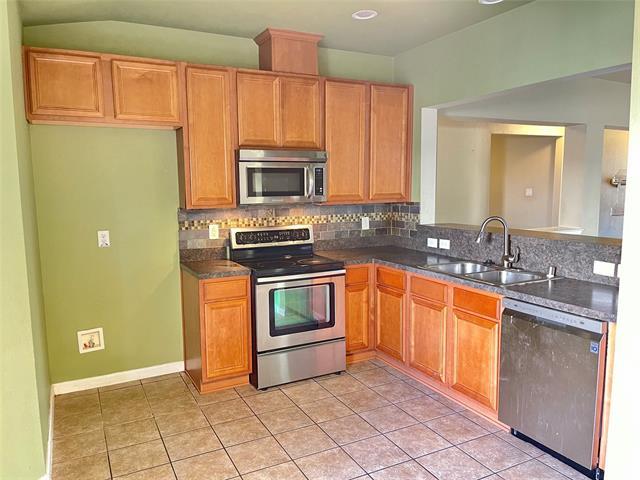 Building Photo - 8824 Quarry Ridge Trail