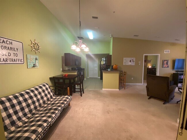 Foto del edificio - 2364 Golden Lake Loop