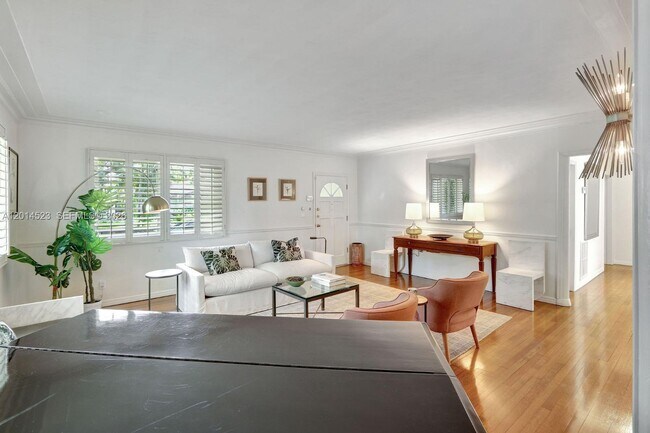 Foto del edificio - 6255 SW 92nd St
