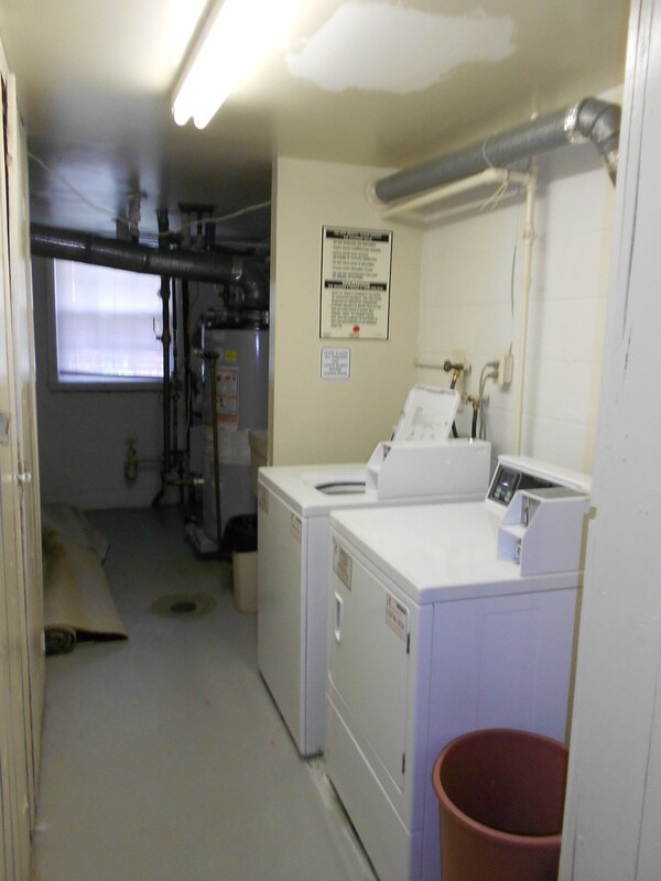 Foto del edificio - 353 Homeland Southway