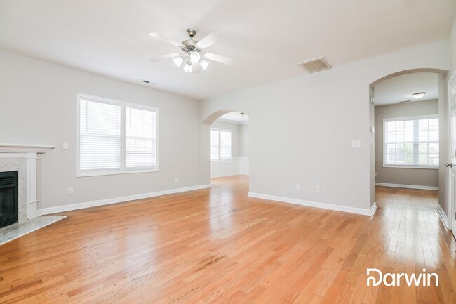 Foto del edificio - 6009 Brambleberry Way