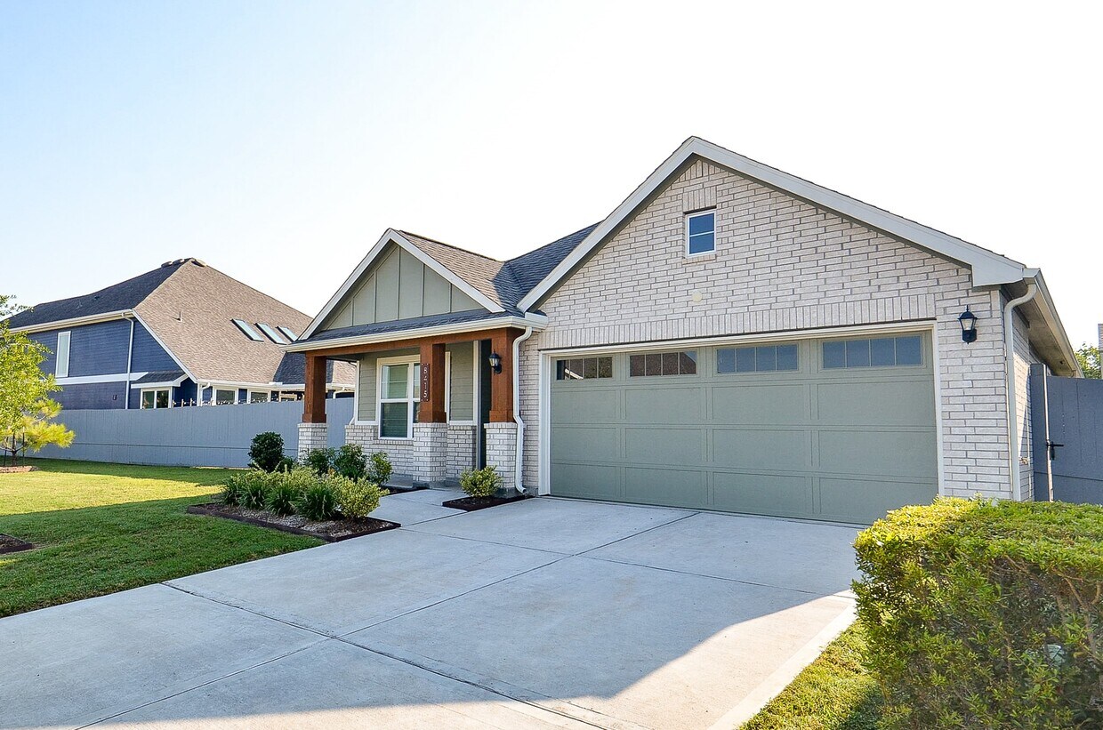 Primary Photo - 8415 Calico Pennant Wy