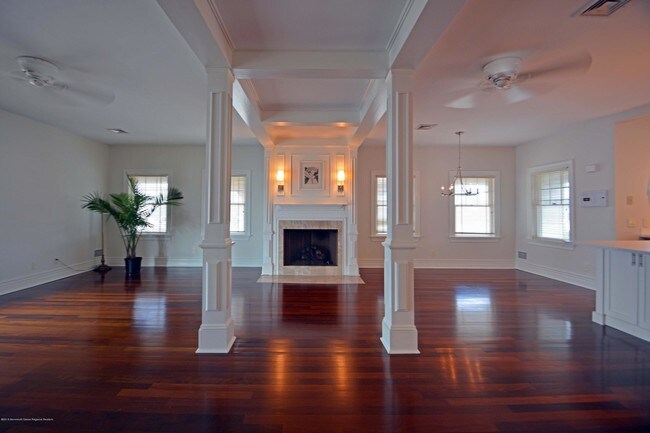 Building Photo - 17 Atlantic Ave