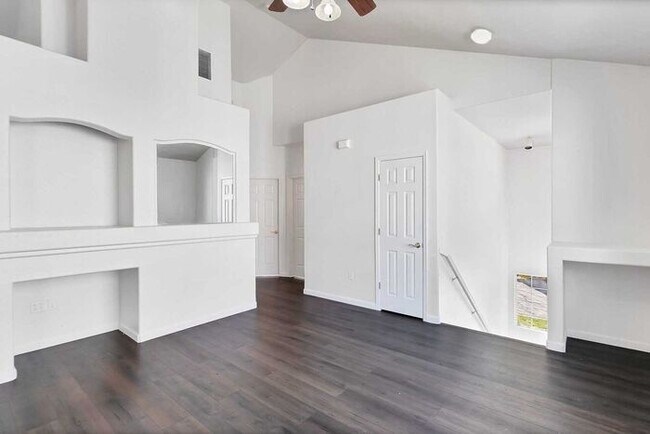 Foto del edificio - Modern 2-Bedroom, 2-Bath Condo in Grand Junction