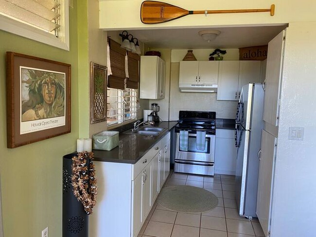 Building Photo - 98-1325-1325 Akaaka St