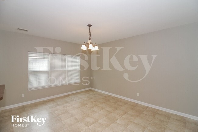 Building Photo - 6111 Lubiani Valley Dr