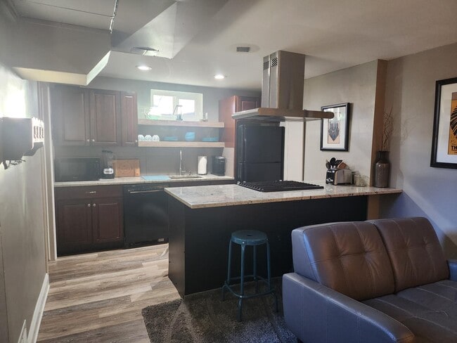 Kitchen - 1761 E 105th Pl