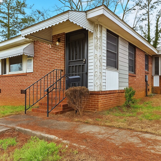 Building Photo - 1930 Mallory Dr