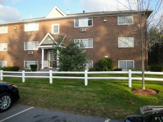 Foto del edificio - 3981 Brown Ave