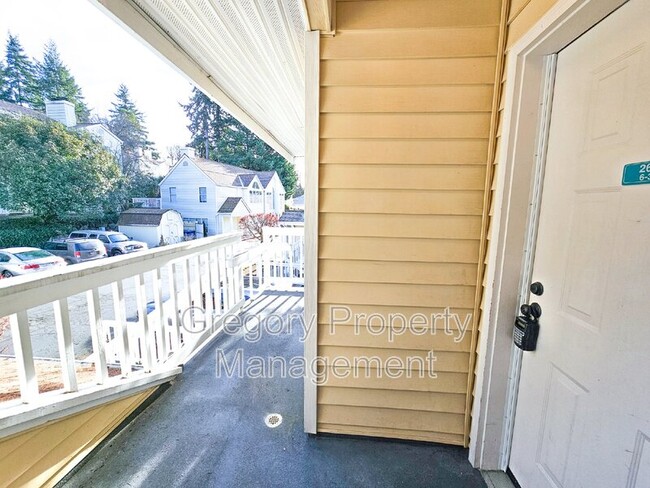 Building Photo - 2630 118th Ave SE