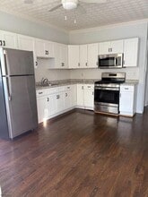 Building Photo - 130 Lincoln Ave