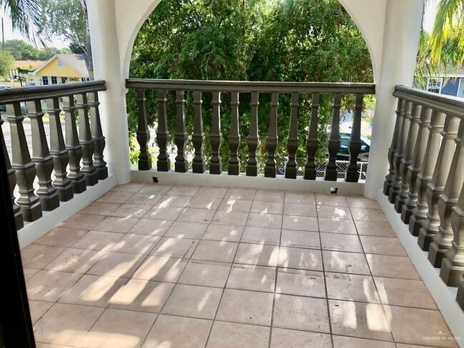 Foto del edificio - 17 El Campo Dr