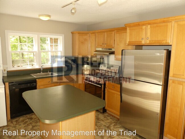 Foto del edificio - 2 br, 1 bath House - 2305 Pisgah Church Road